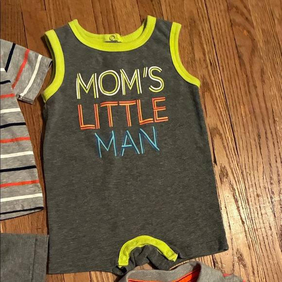 Assorted Kids Short Sleeve Tees, Romper and Pj - Picture 6 of 11